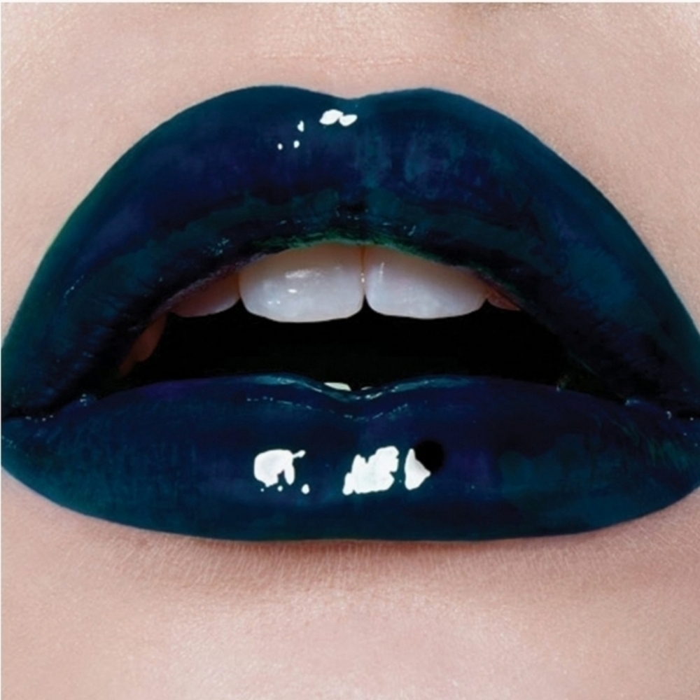 Maybelline Color Sensational Vivid Hot Lacquer Lip Gloss